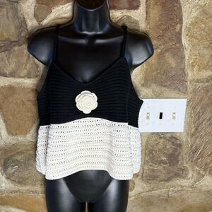 Crocheted Babydoll Cropped Tank Top size XL Aeropostale